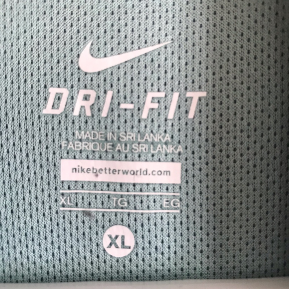 Men’s Nike Dri-Fit Running 1/4 zip Pullover Top - Picture 4 of 8